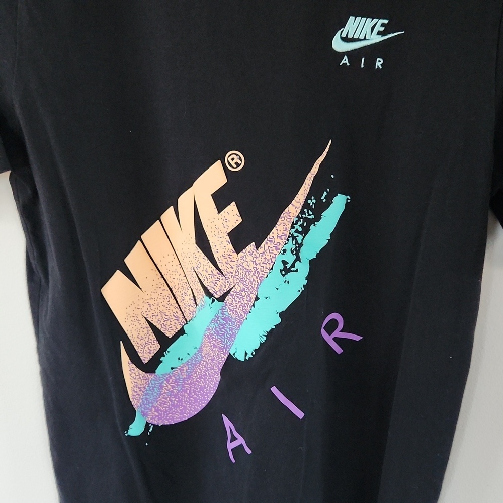 Nike Air Tee - Picture 3 of 4